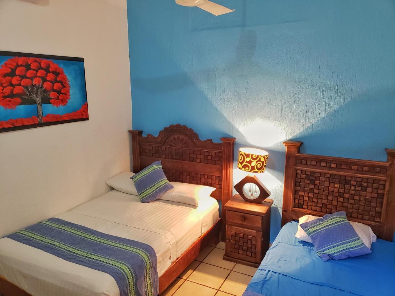 Готель Casa De Huespedes Cielito Lindo Санта-Крус-Уатулько Екстер'єр фото